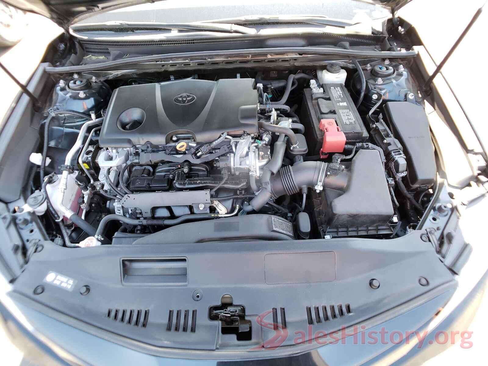 4T1B11HK7JU575039 2018 TOYOTA CAMRY