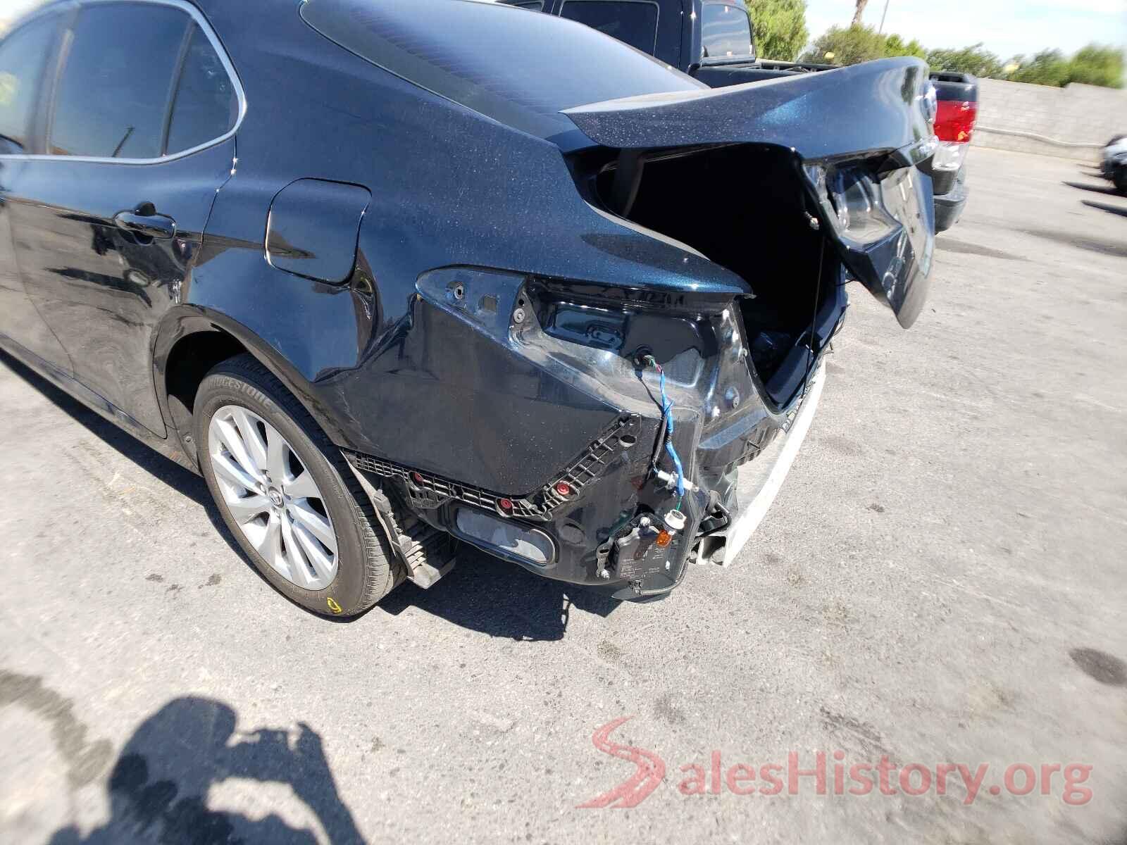 4T1B11HK7JU575039 2018 TOYOTA CAMRY