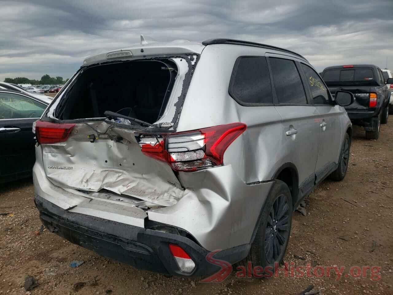 JA4AZ3A30LZ028718 2020 MITSUBISHI OUTLANDER