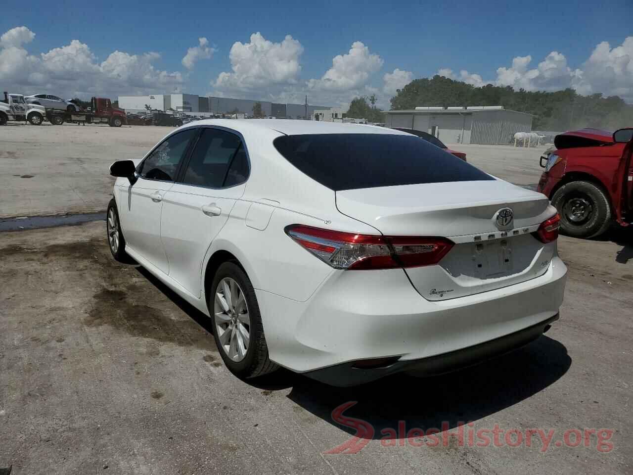 4T1B11HK9JU645852 2018 TOYOTA CAMRY