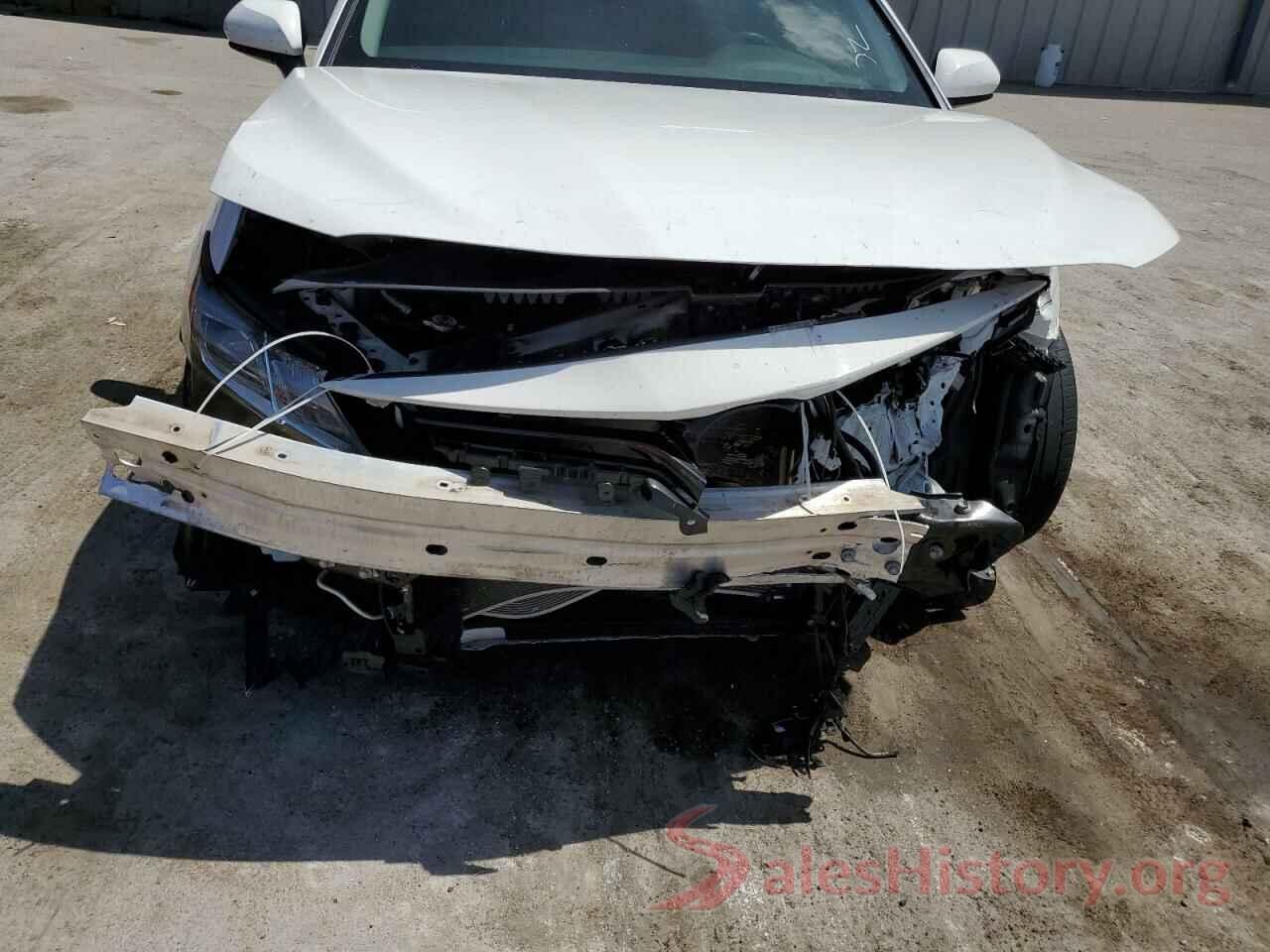 4T1B11HK9JU645852 2018 TOYOTA CAMRY