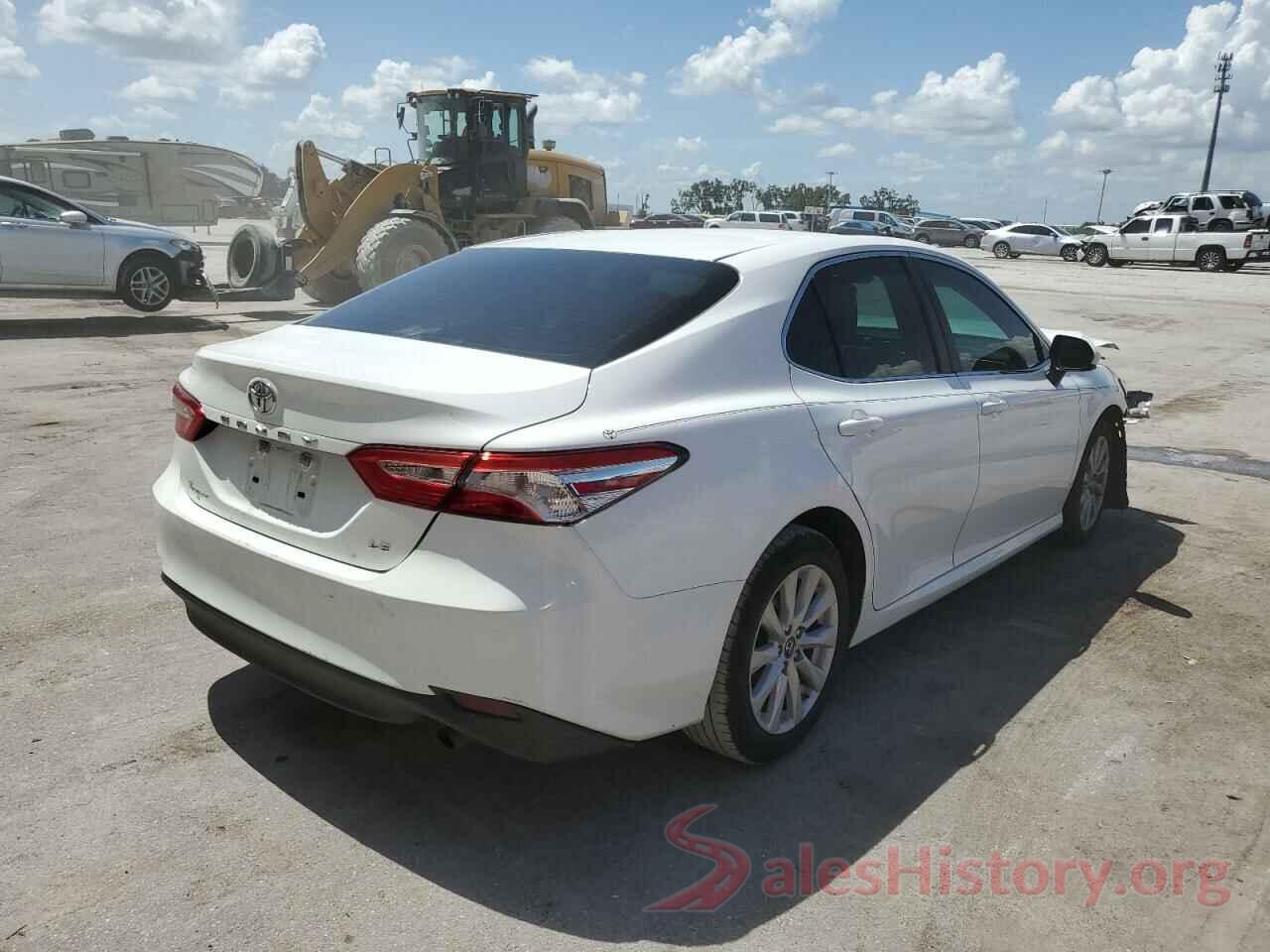 4T1B11HK9JU645852 2018 TOYOTA CAMRY