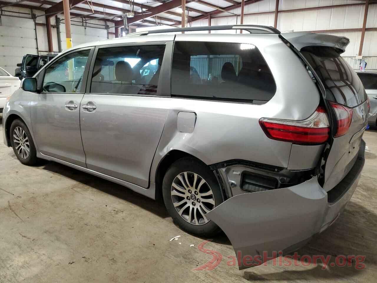 5TDYZ3DC7JS959358 2018 TOYOTA SIENNA