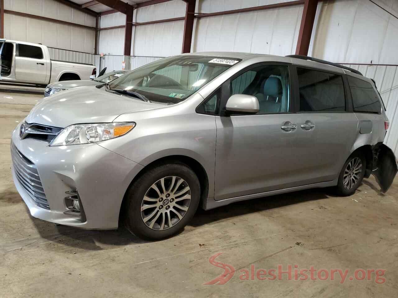 5TDYZ3DC7JS959358 2018 TOYOTA SIENNA