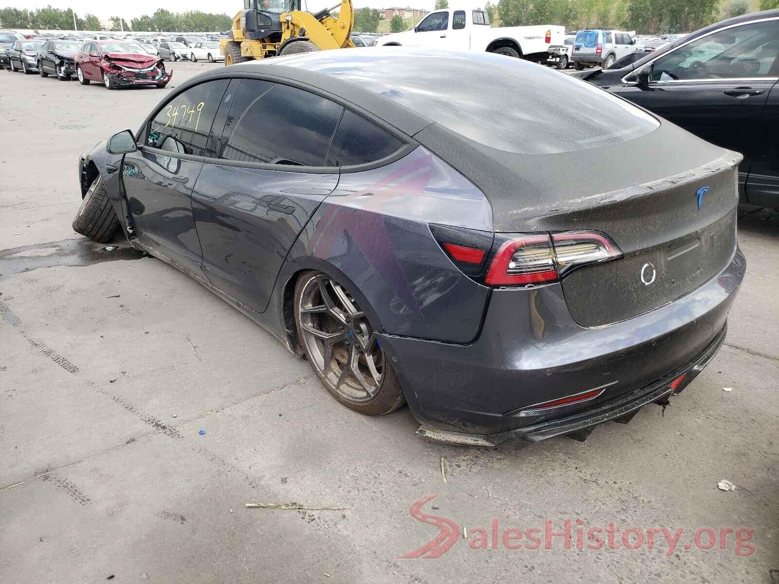 5YJ3E1EB4JF099472 2018 TESLA MODEL 3