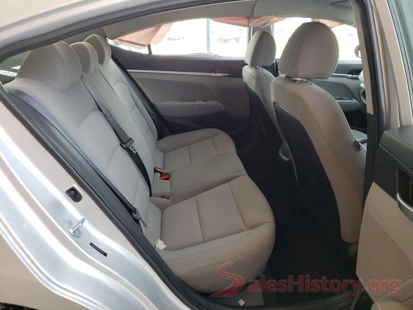 5NPD74LF0KH492698 2019 HYUNDAI ELANTRA