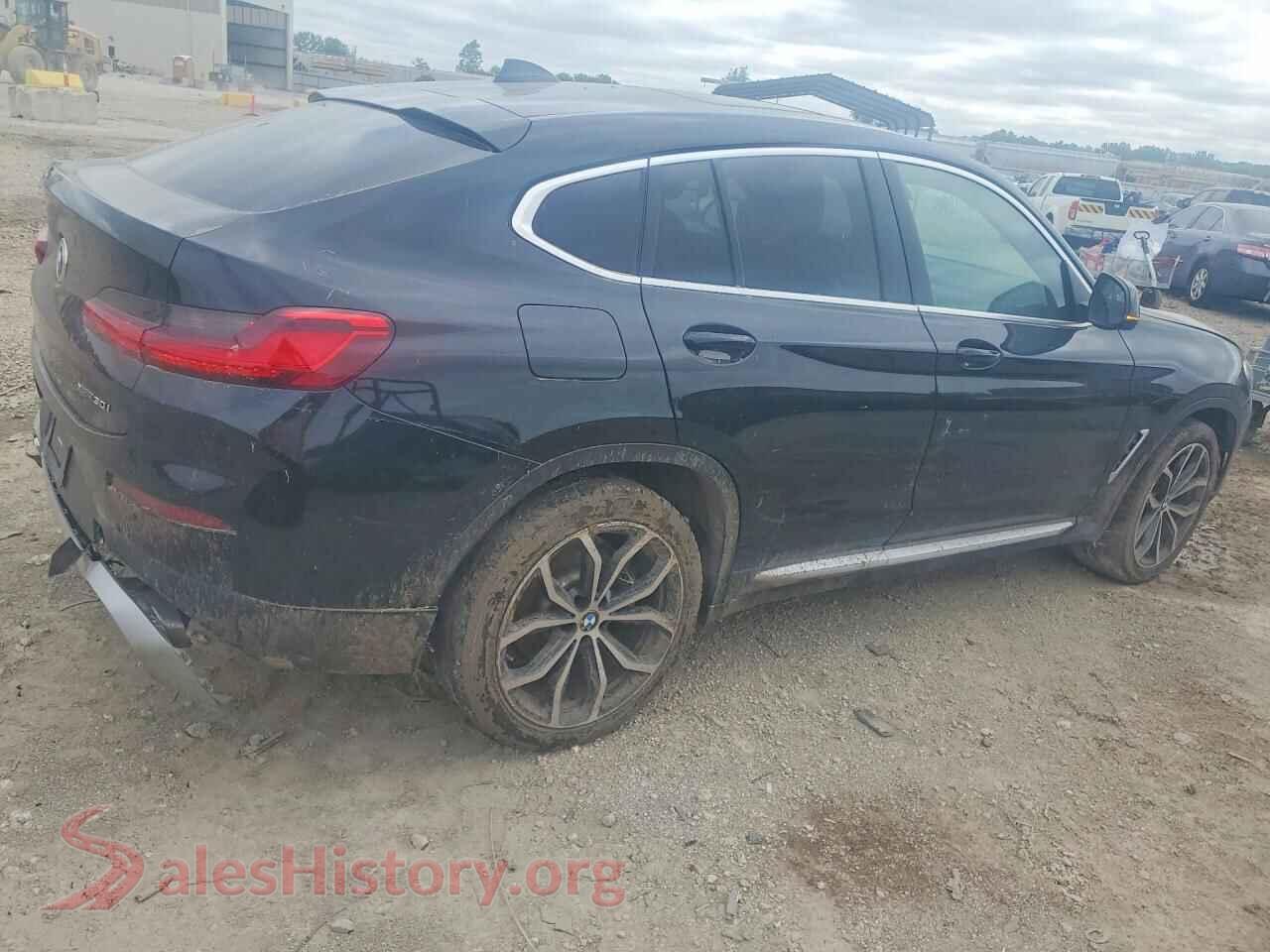 2022 BMW X4 VIN 5UX33DT08N9K79688, right side view