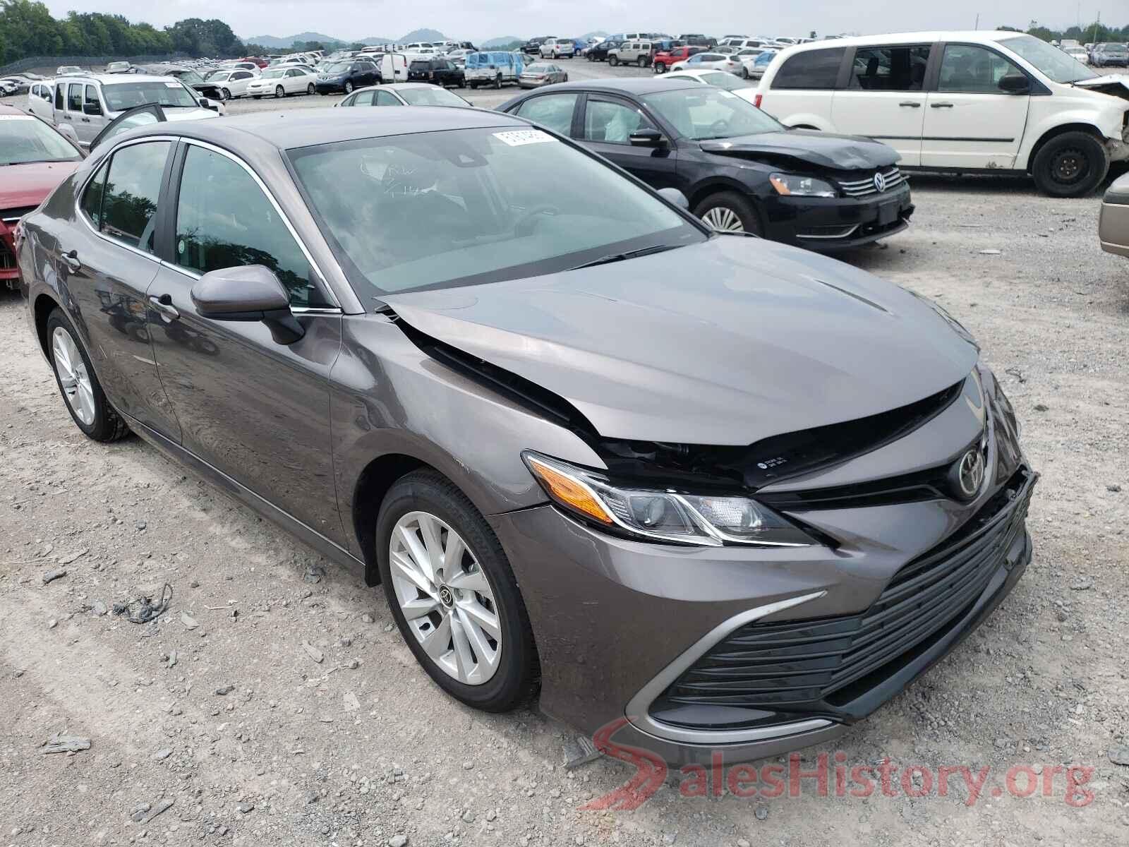 4T1C11AK7MU592765 2021 TOYOTA CAMRY