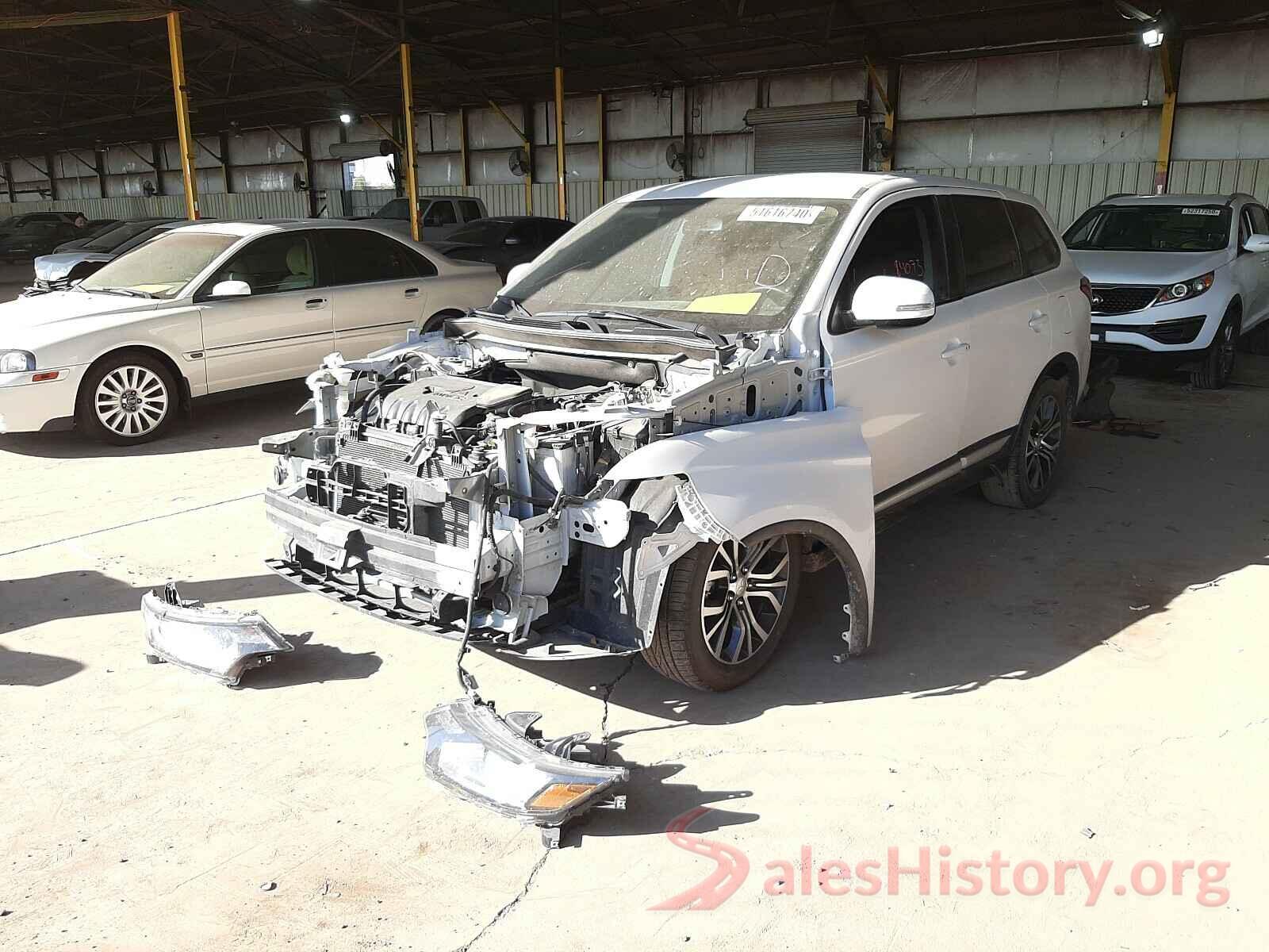 JA4AD3A35JZ042335 2018 MITSUBISHI OUTLANDER