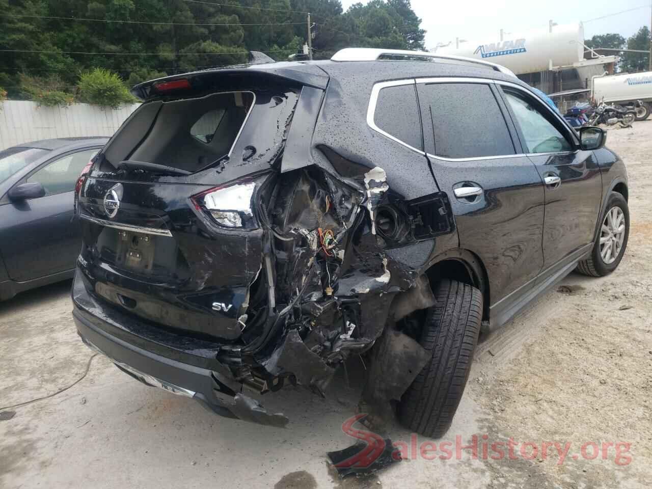 KNMAT2MT0JP515570 2018 NISSAN ROGUE