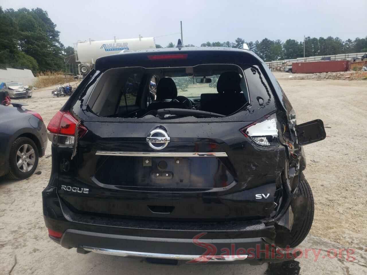 KNMAT2MT0JP515570 2018 NISSAN ROGUE