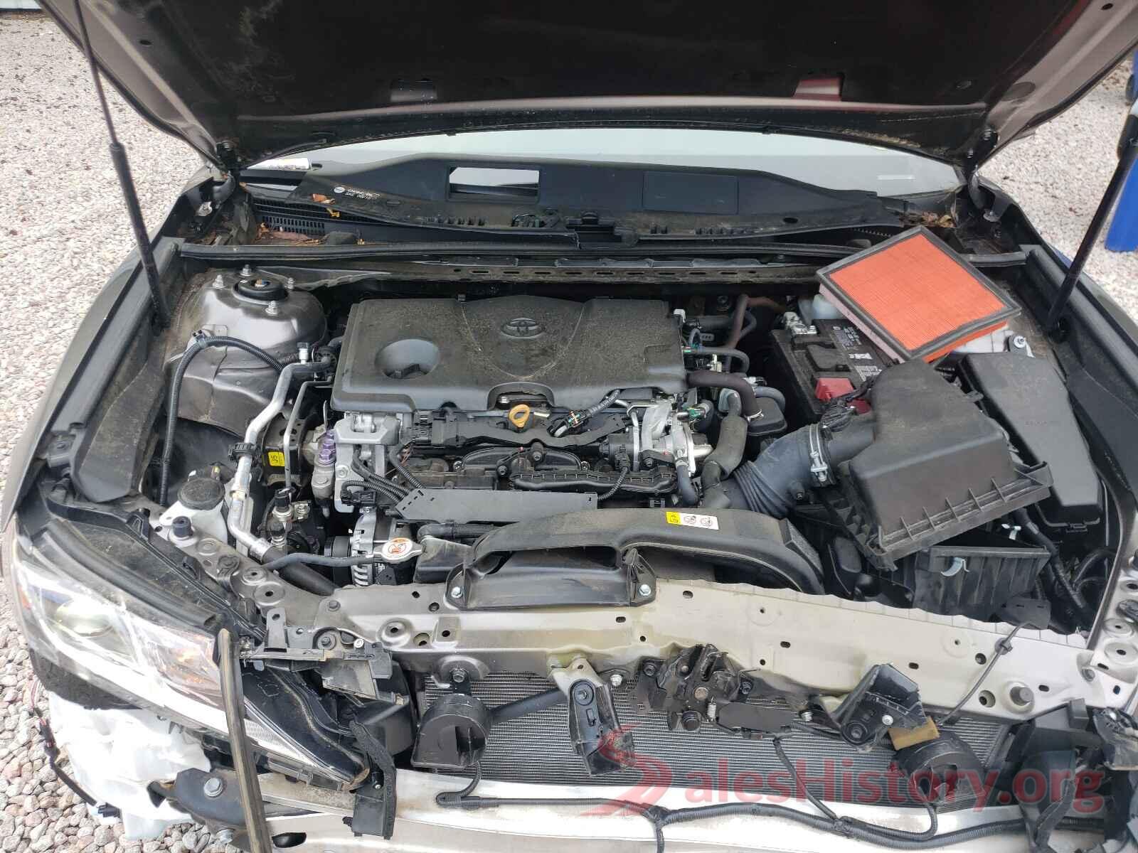 4T1B11HKXJU116930 2018 TOYOTA CAMRY