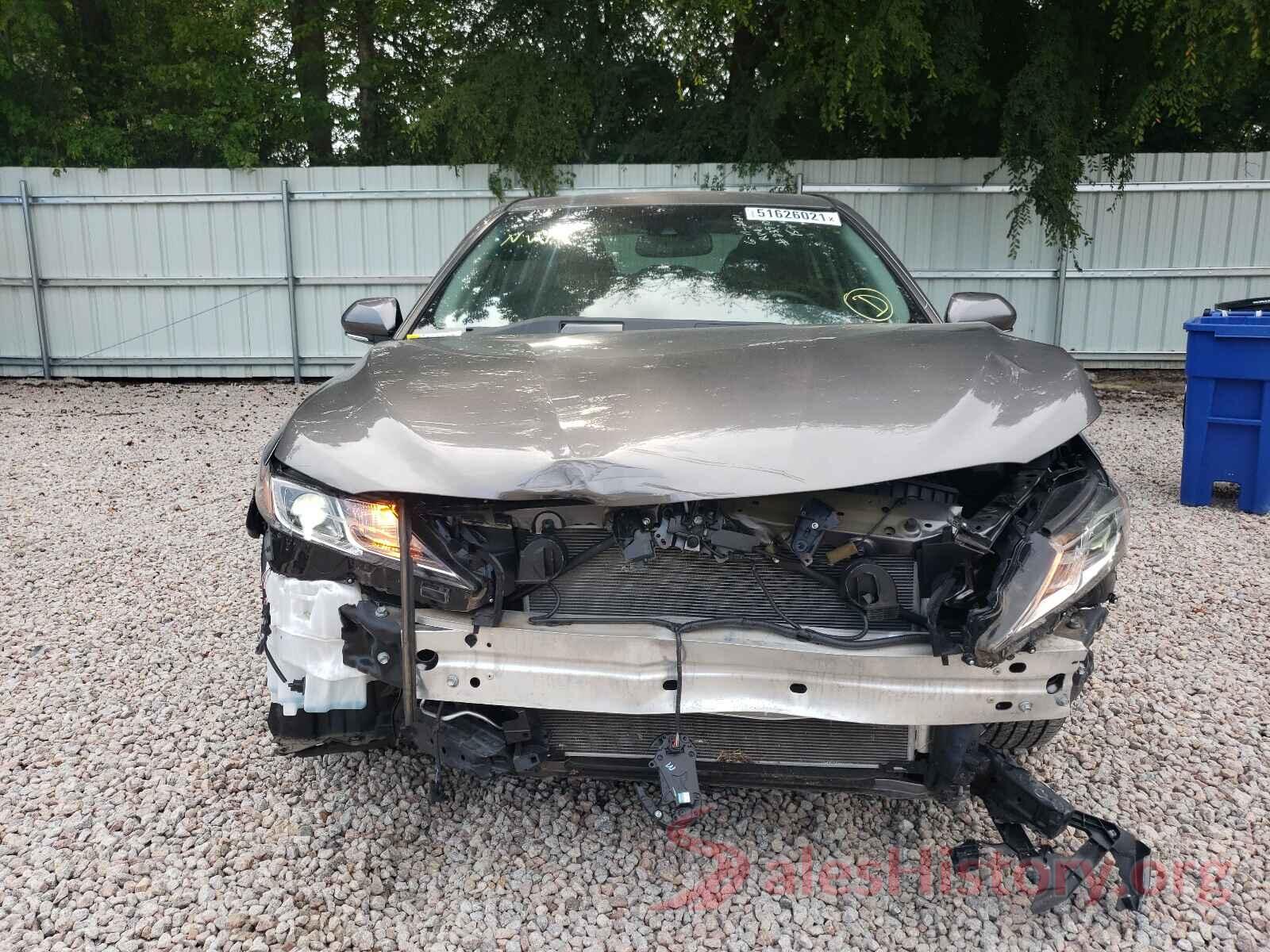 4T1B11HKXJU116930 2018 TOYOTA CAMRY