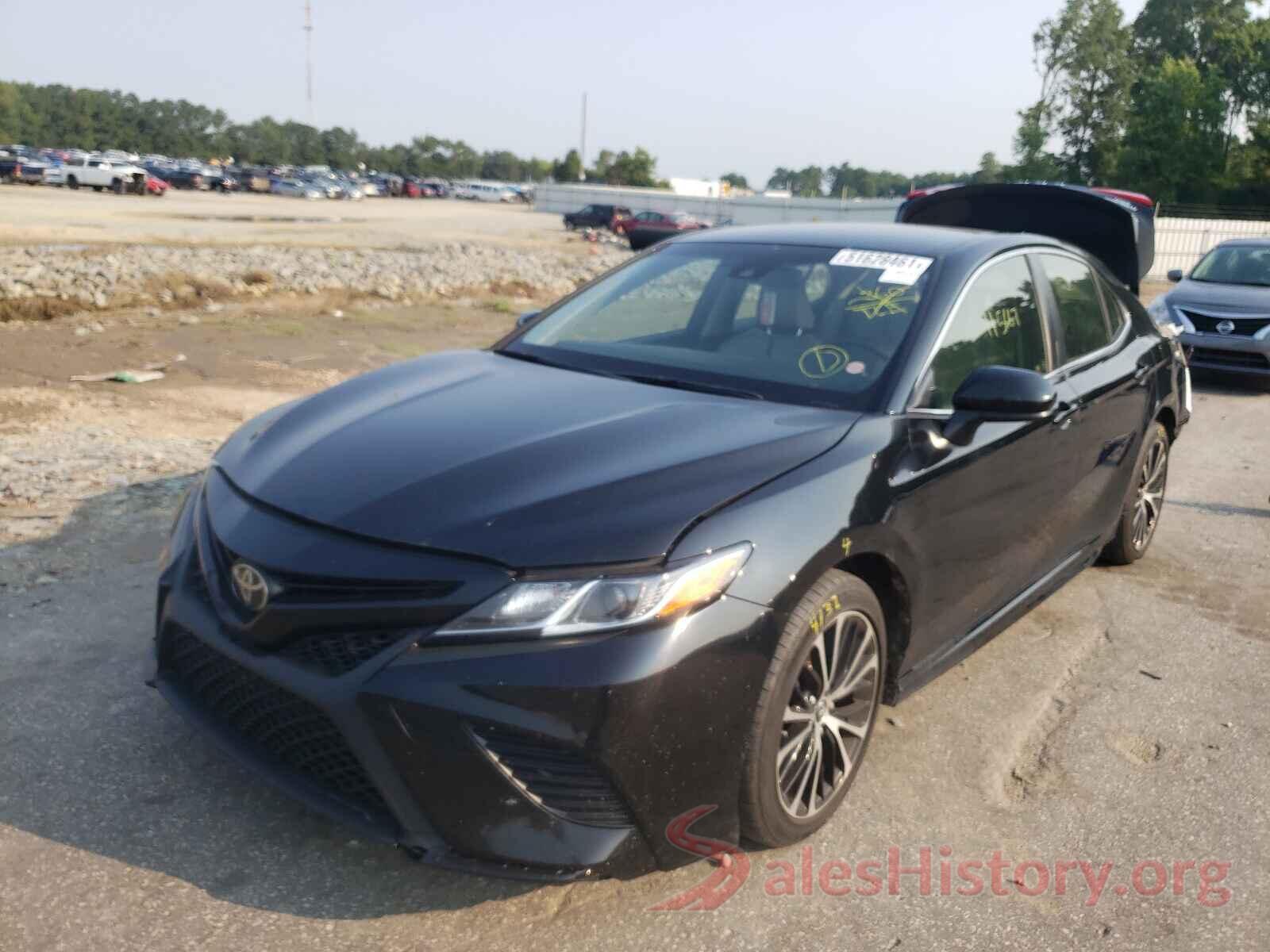 JTNB11HK5J3034433 2018 TOYOTA CAMRY