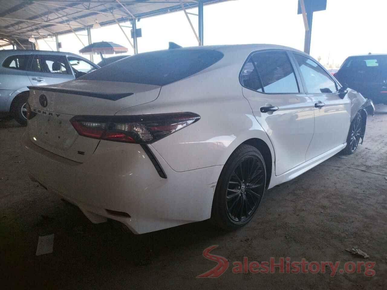 4T1G11AK1MU440174 2021 TOYOTA CAMRY