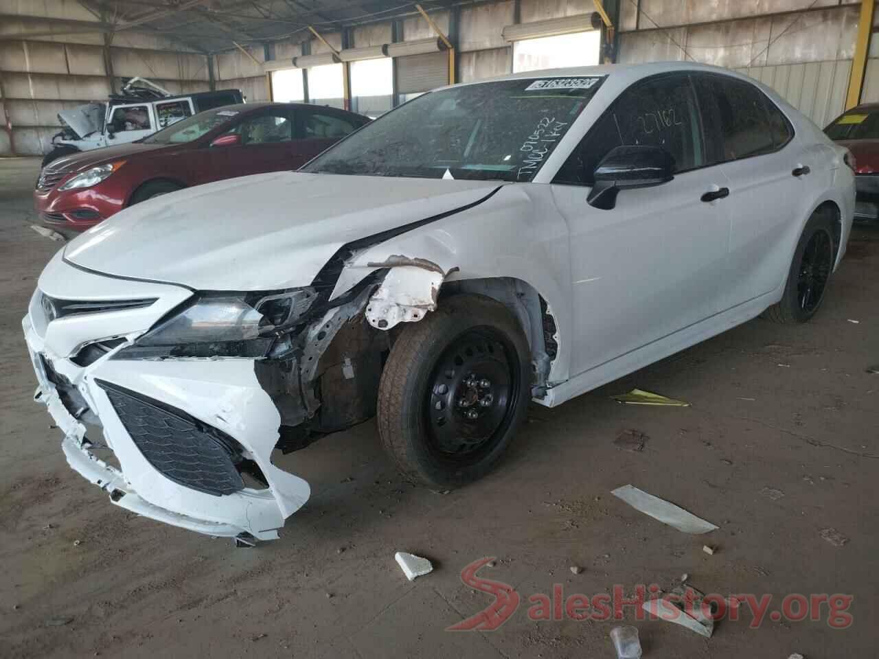 4T1G11AK1MU440174 2021 TOYOTA CAMRY