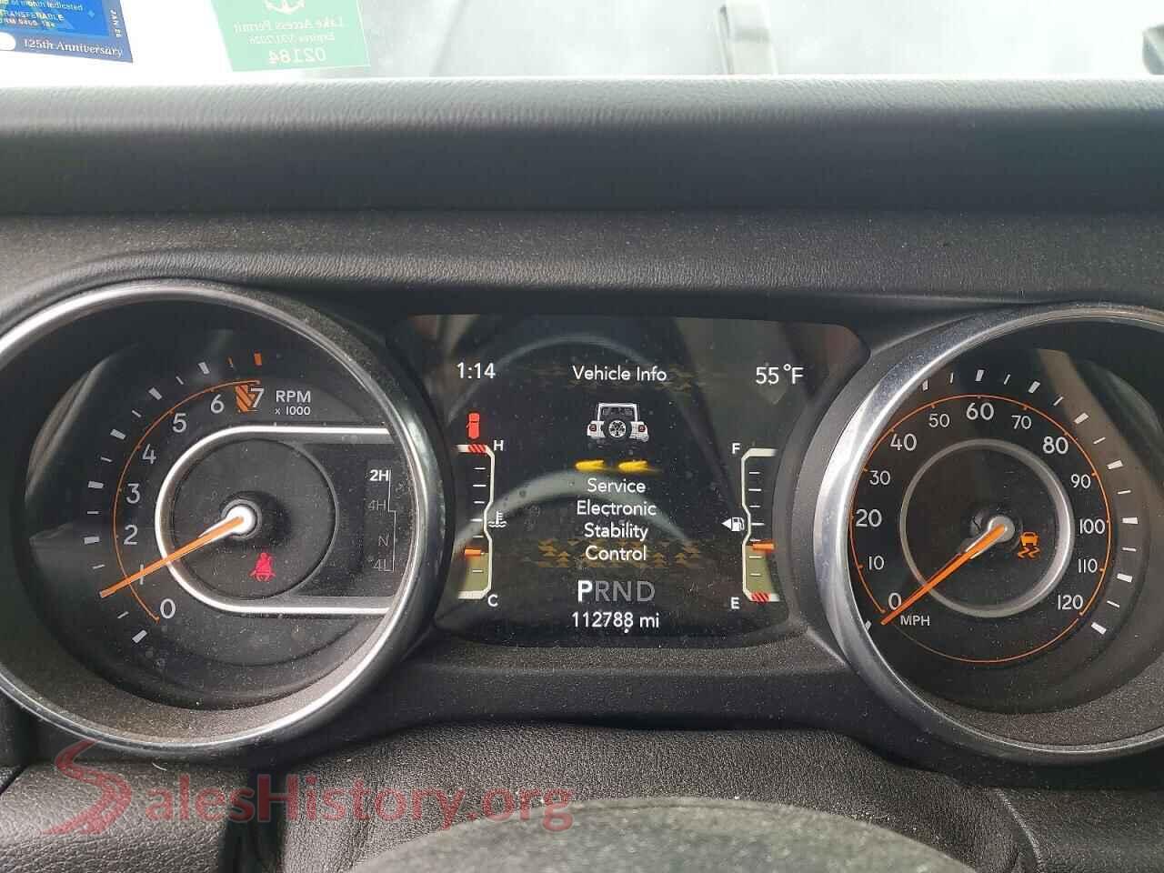2019 JEEP WRANGLER VIN 1C4HJXEG9KW501693, interior center console