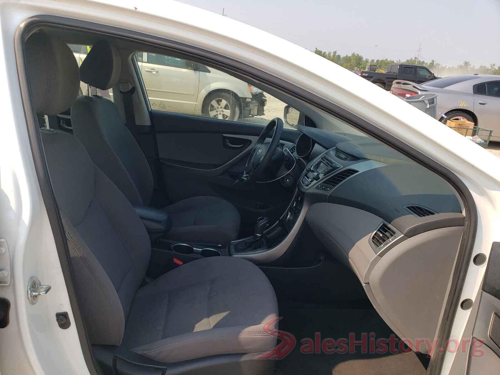 5NPDH4AE8FH639976 2015 HYUNDAI ELANTRA