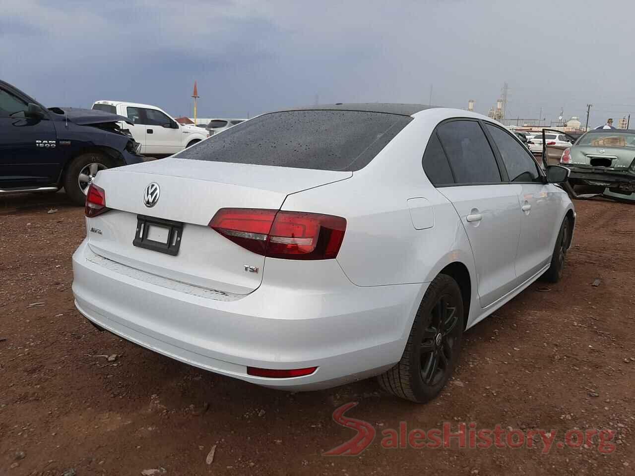 3VW2B7AJ0JM260560 2018 VOLKSWAGEN JETTA