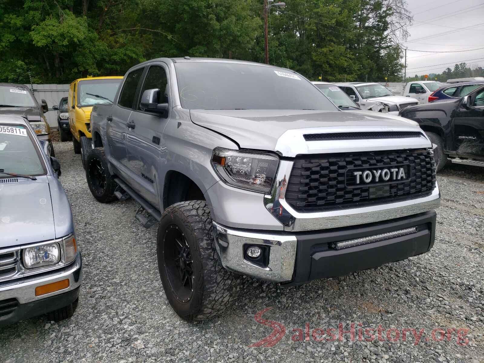 5TFDW5F18JX740983 2018 TOYOTA TUNDRA