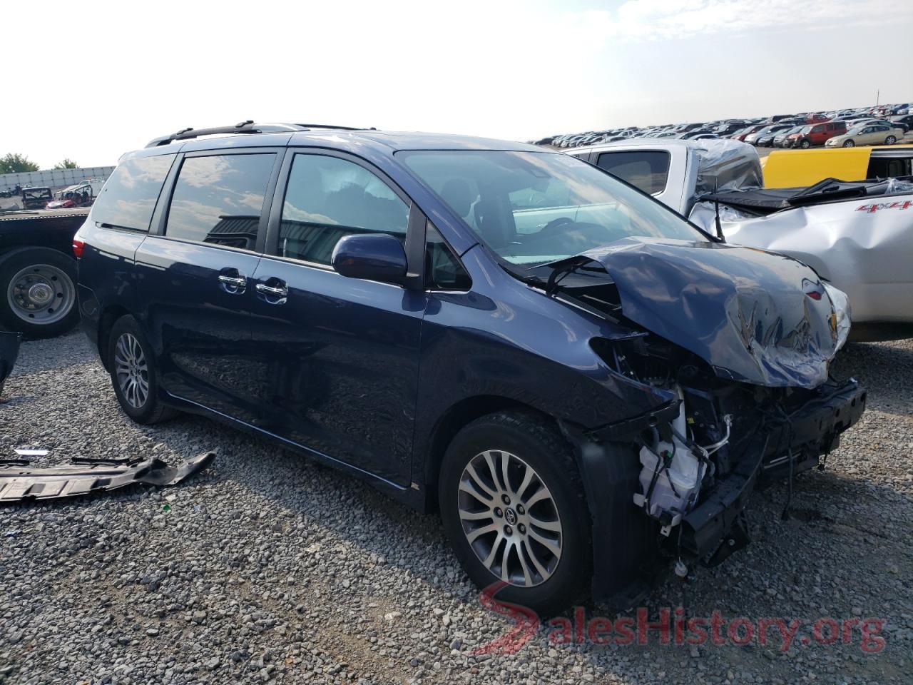 5TDYZ3DC5JS942994 2018 TOYOTA SIENNA