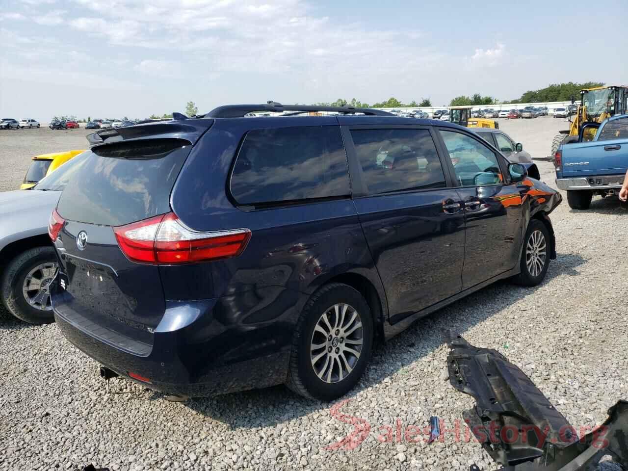 5TDYZ3DC5JS942994 2018 TOYOTA SIENNA