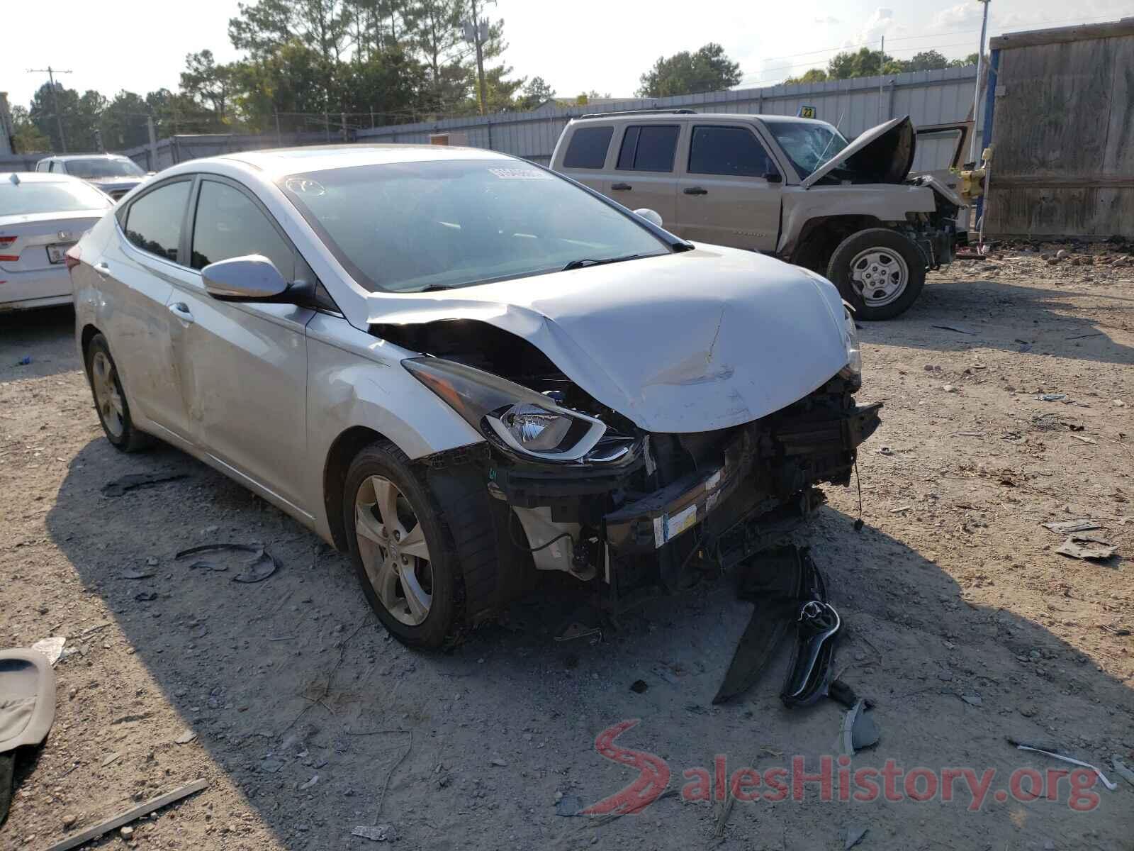 5NPDH4AE1GH784830 2016 HYUNDAI ELANTRA