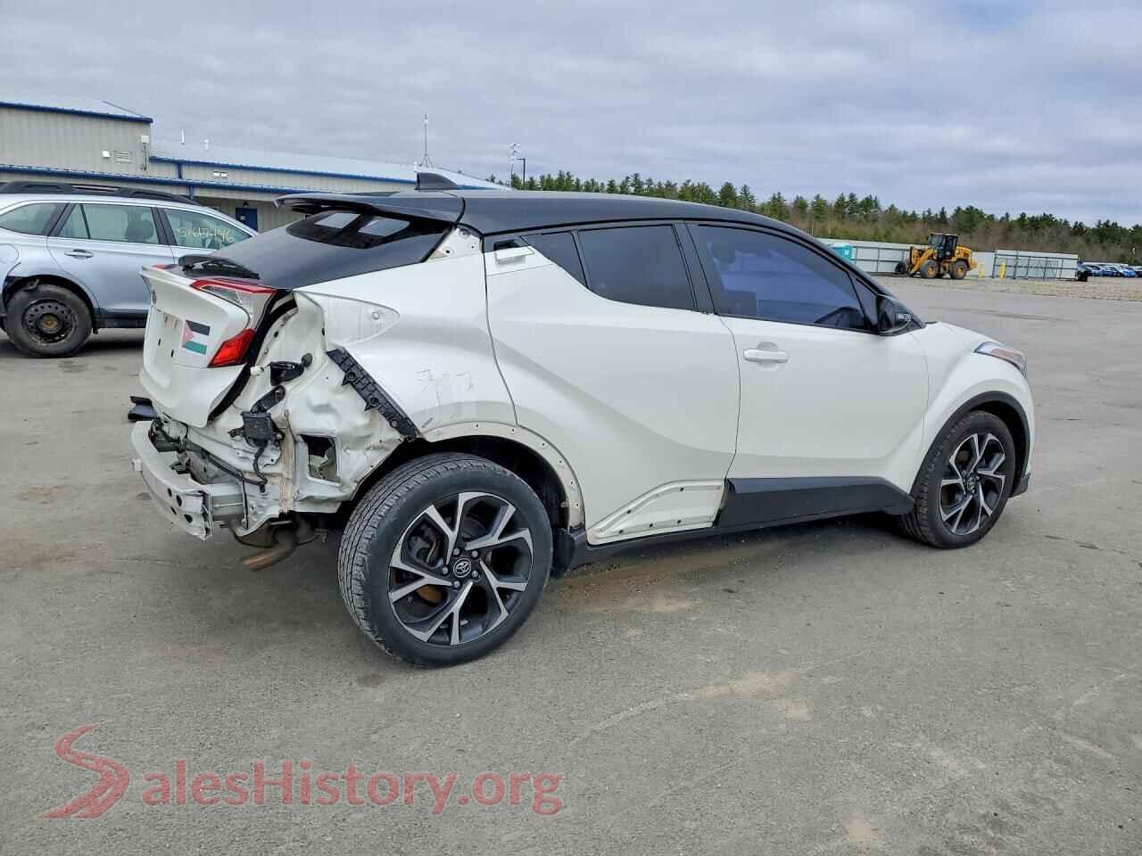 2019 TOYOTA C-HR VIN NMTKHMBX7KR100503, right side view