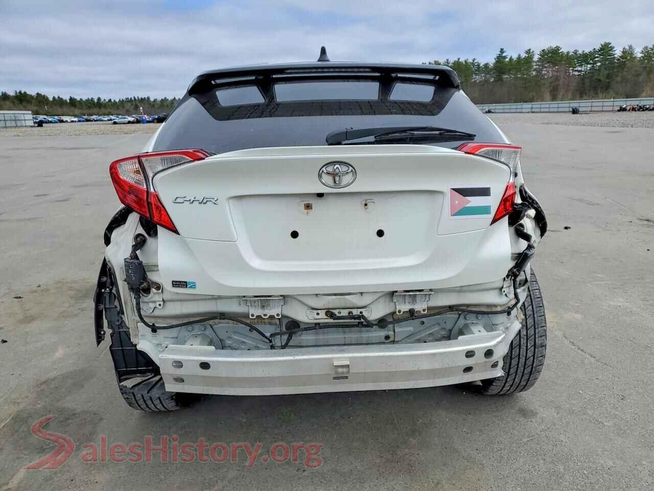 2019 TOYOTA C-HR VIN NMTKHMBX7KR100503, left side view