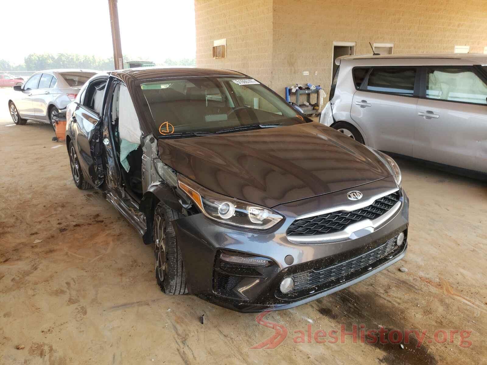 3KPF24AD4ME371835 2021 KIA FORTE