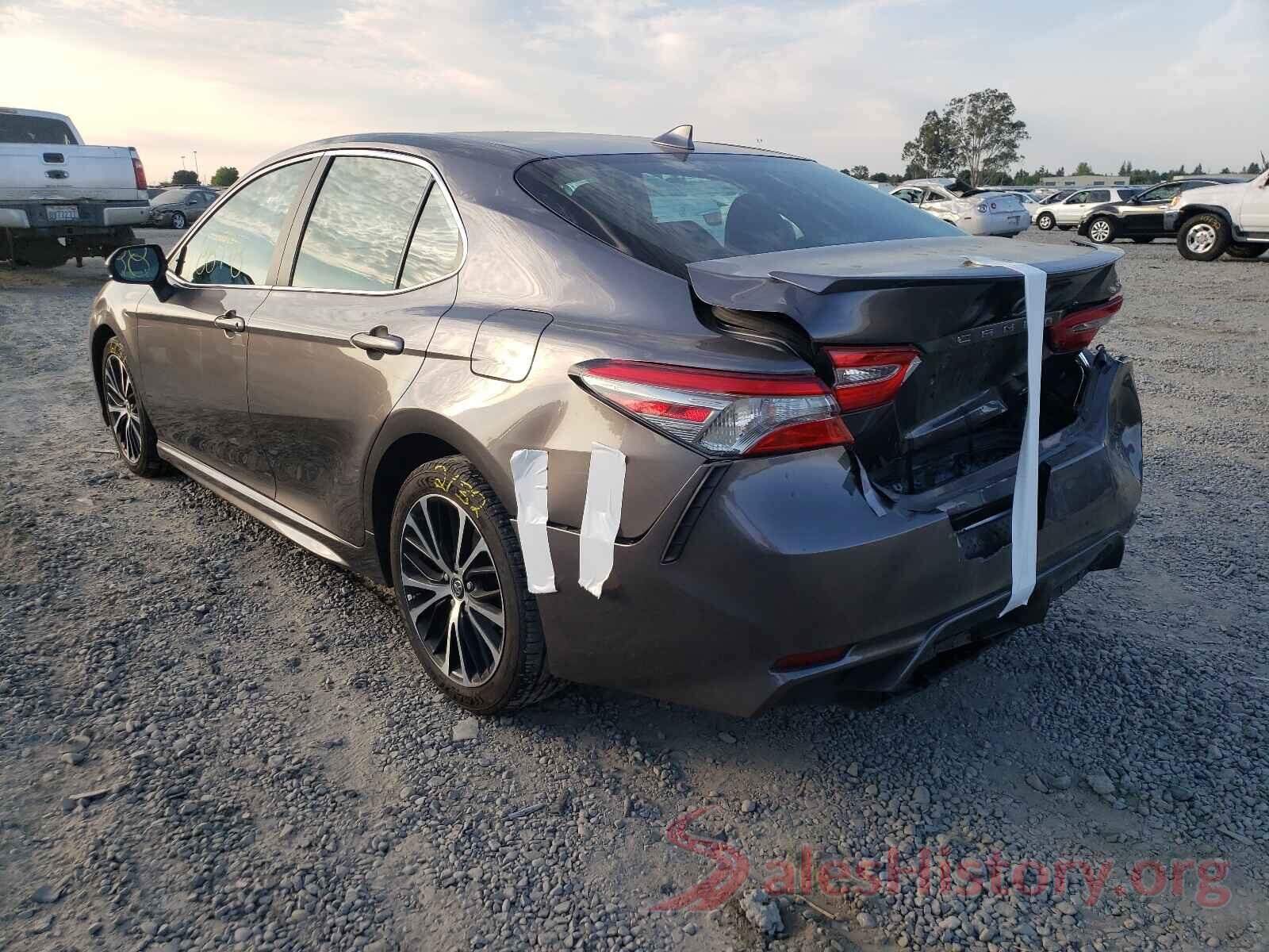 4T1B11HKXKU297738 2019 TOYOTA CAMRY