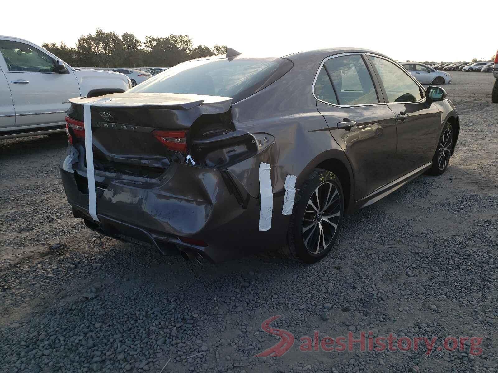 4T1B11HKXKU297738 2019 TOYOTA CAMRY