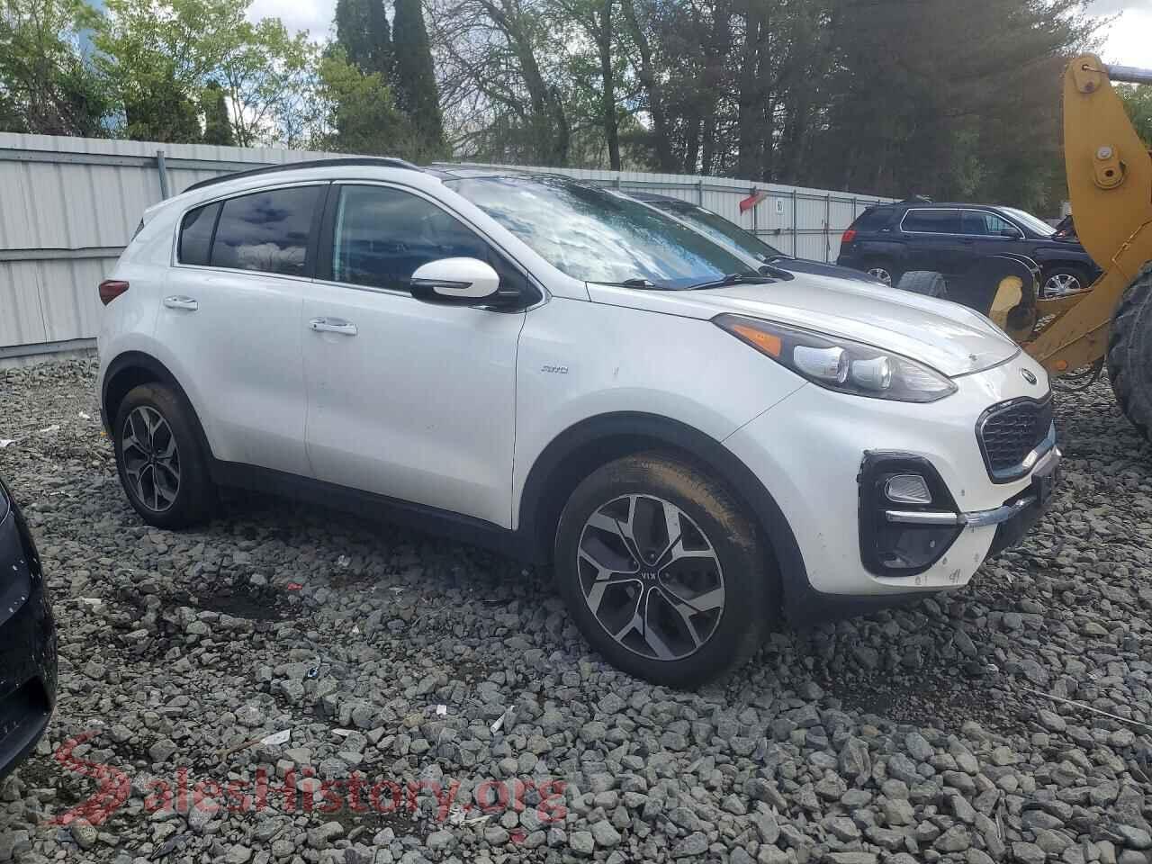 2021 KIA SPORTAGE VIN KNDPNCAC9M7937291, rear 3/4 view