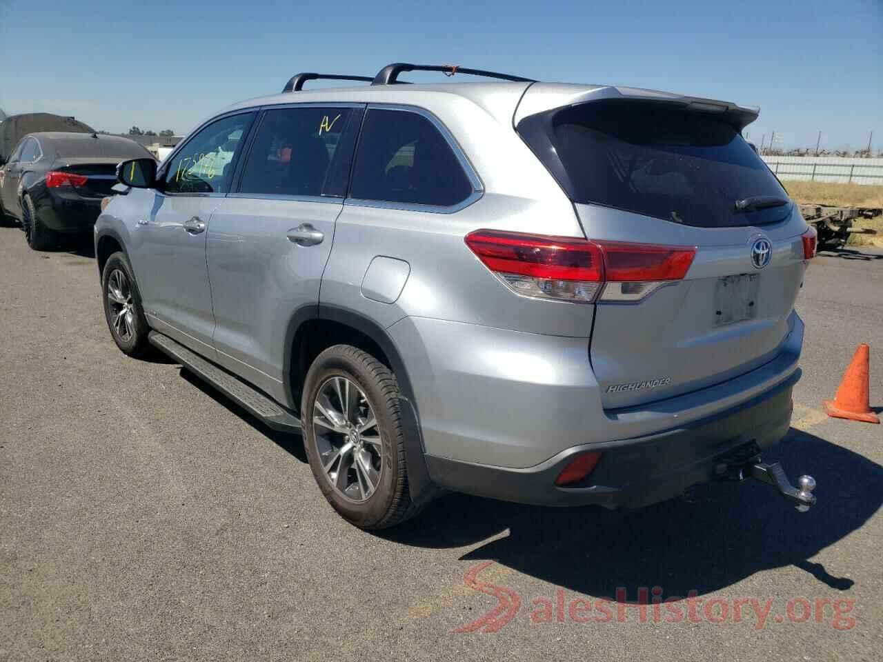 5TDBGRFH8JS052187 2018 TOYOTA HIGHLANDER