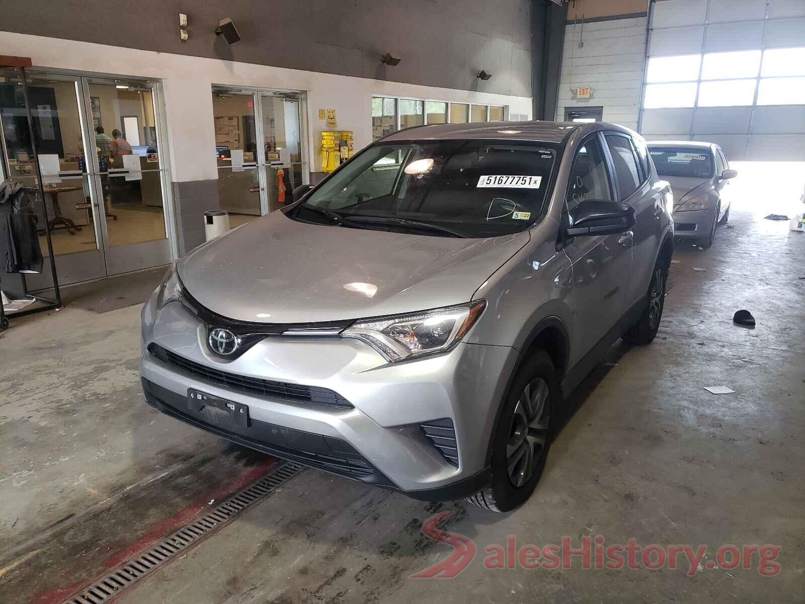 JTMBFREV6JJ198305 2018 TOYOTA RAV4