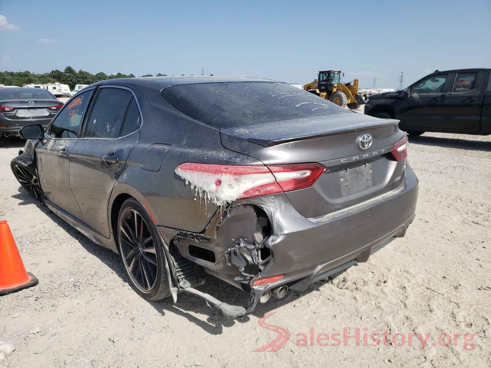 4T1B61HK2JU009906 2018 TOYOTA CAMRY