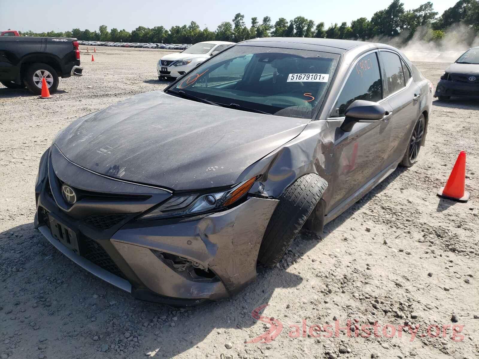 4T1B61HK2JU009906 2018 TOYOTA CAMRY