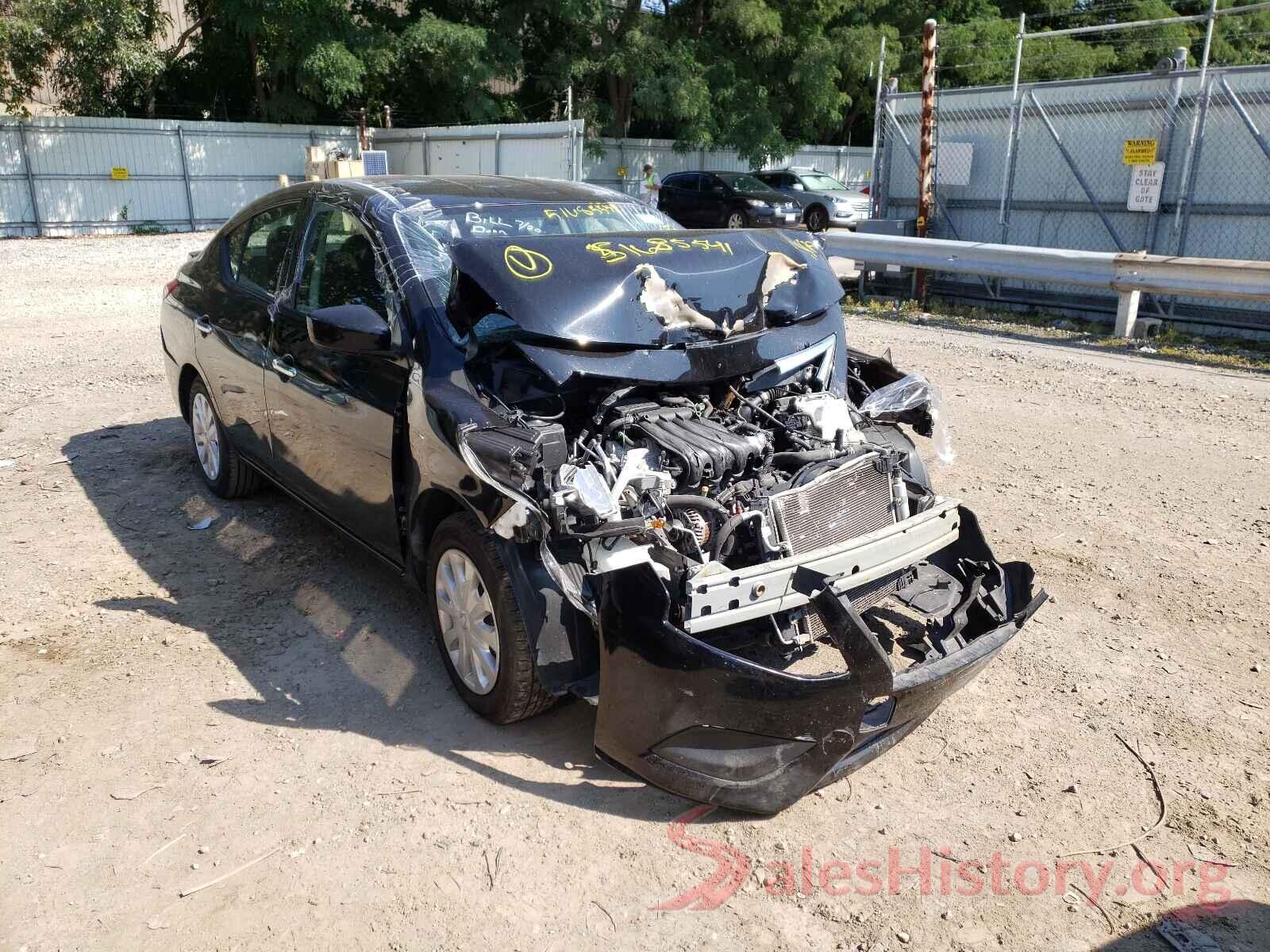 3N1CN7AP9KL856697 2019 NISSAN VERSA