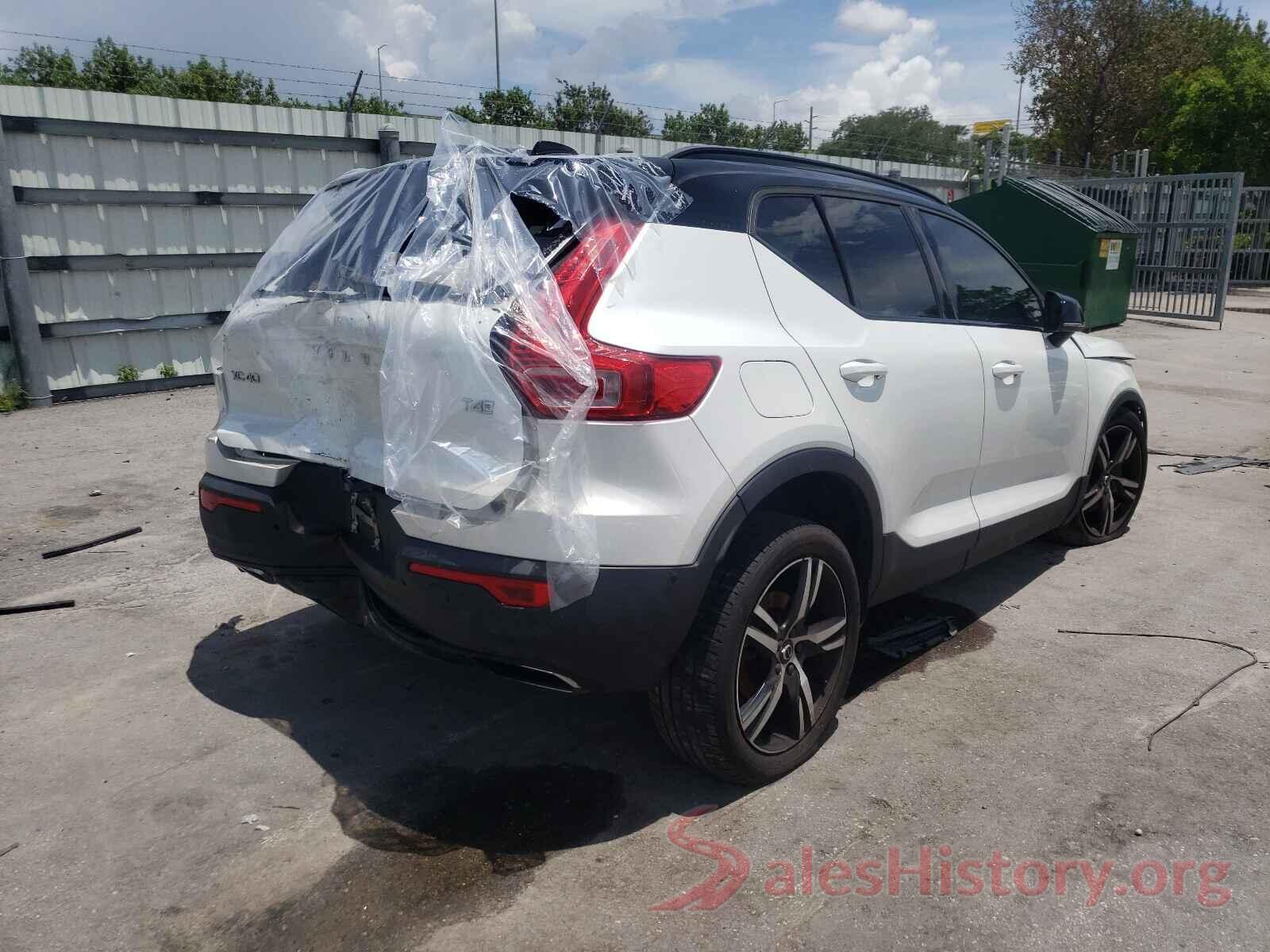 YV4AC2HM7K2107890 2019 VOLVO XC40