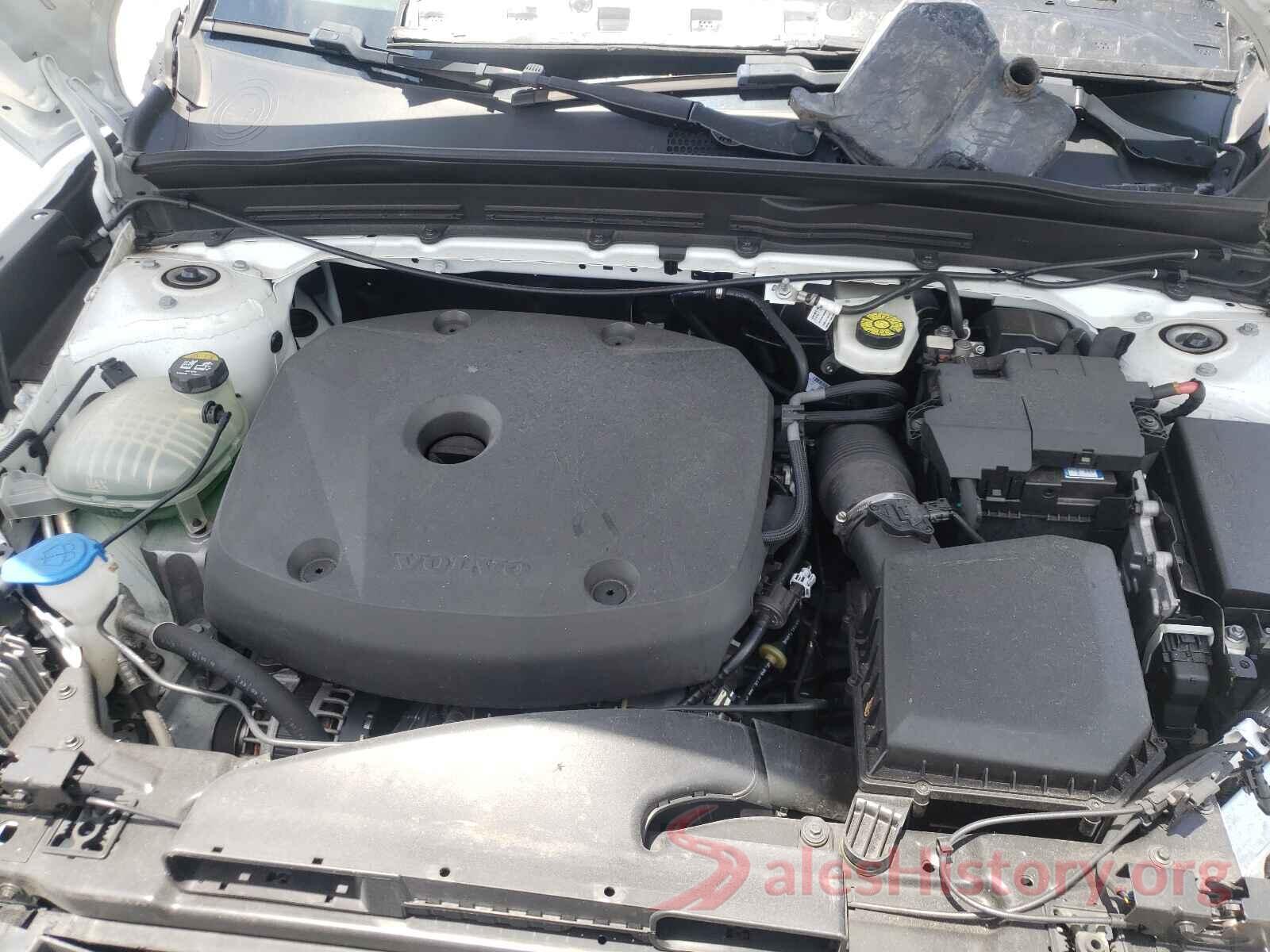 YV4AC2HM7K2107890 2019 VOLVO XC40