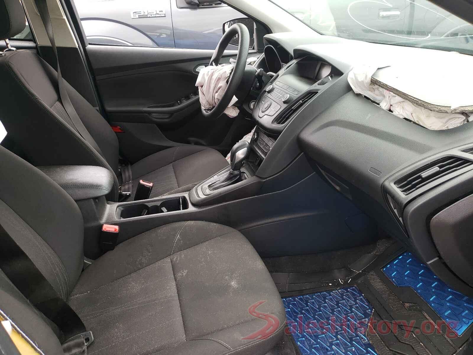 1FADP3F28JL213811 2018 FORD FOCUS