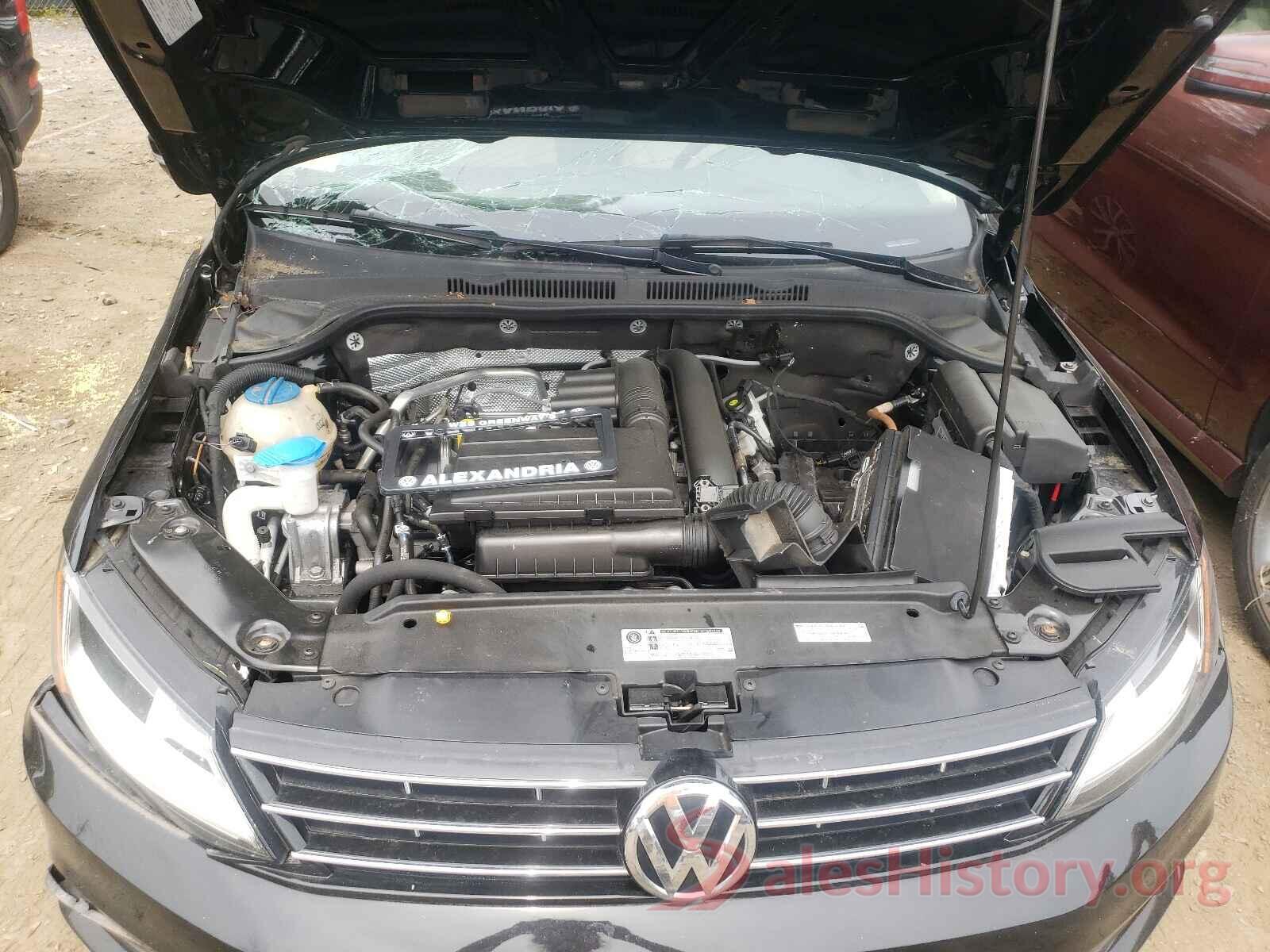 3VWDB7AJ9JM256712 2018 VOLKSWAGEN JETTA