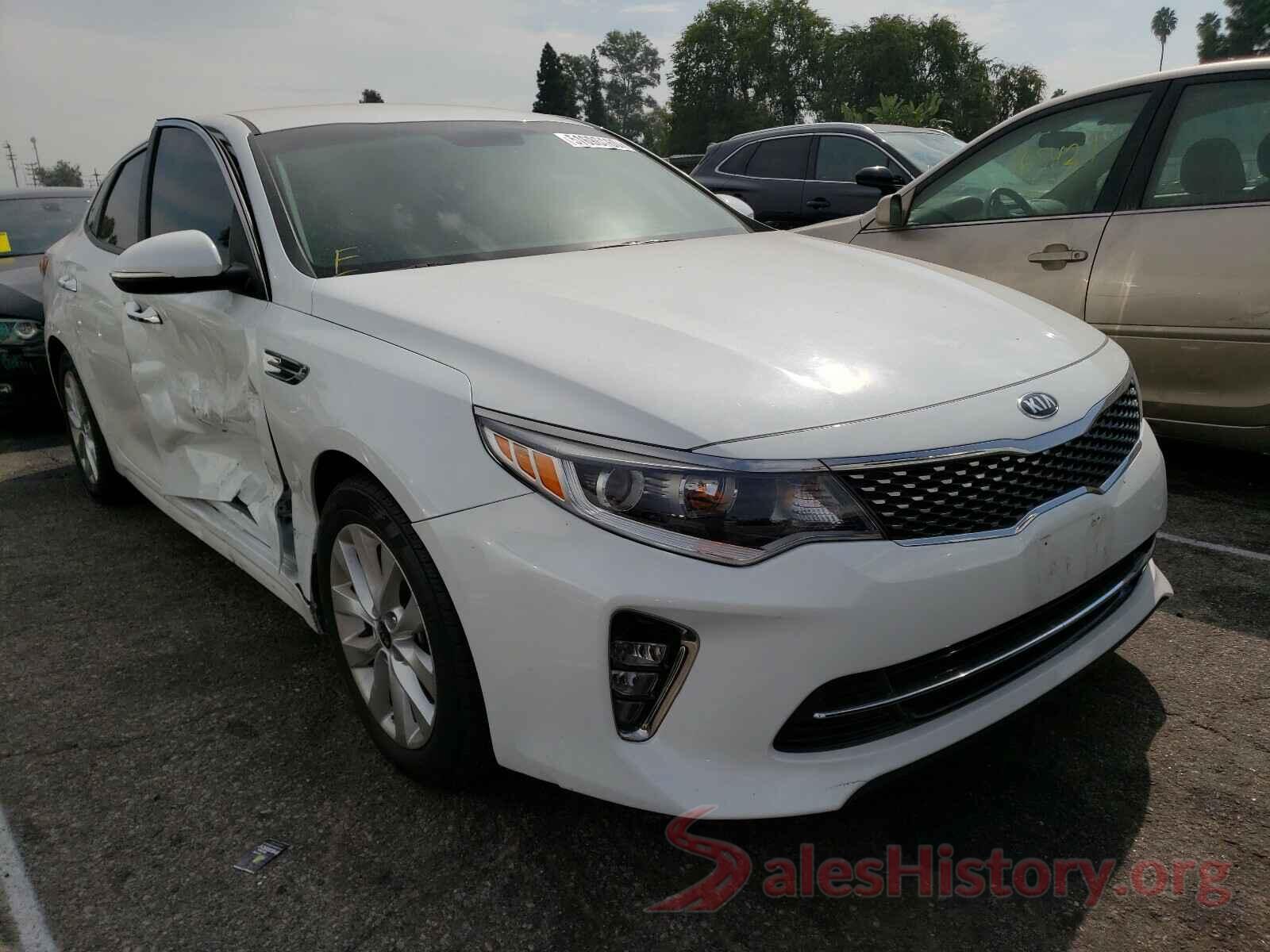 5XXGT4L32JG236796 2018 KIA OPTIMA