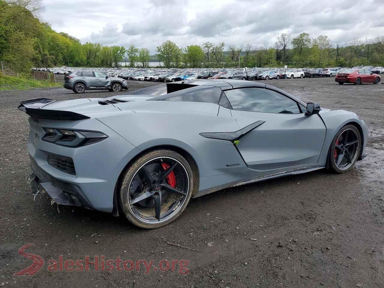 2025 CHEVROLET CORVETTE VIN 1G1YM3D44S5500067, right side view
