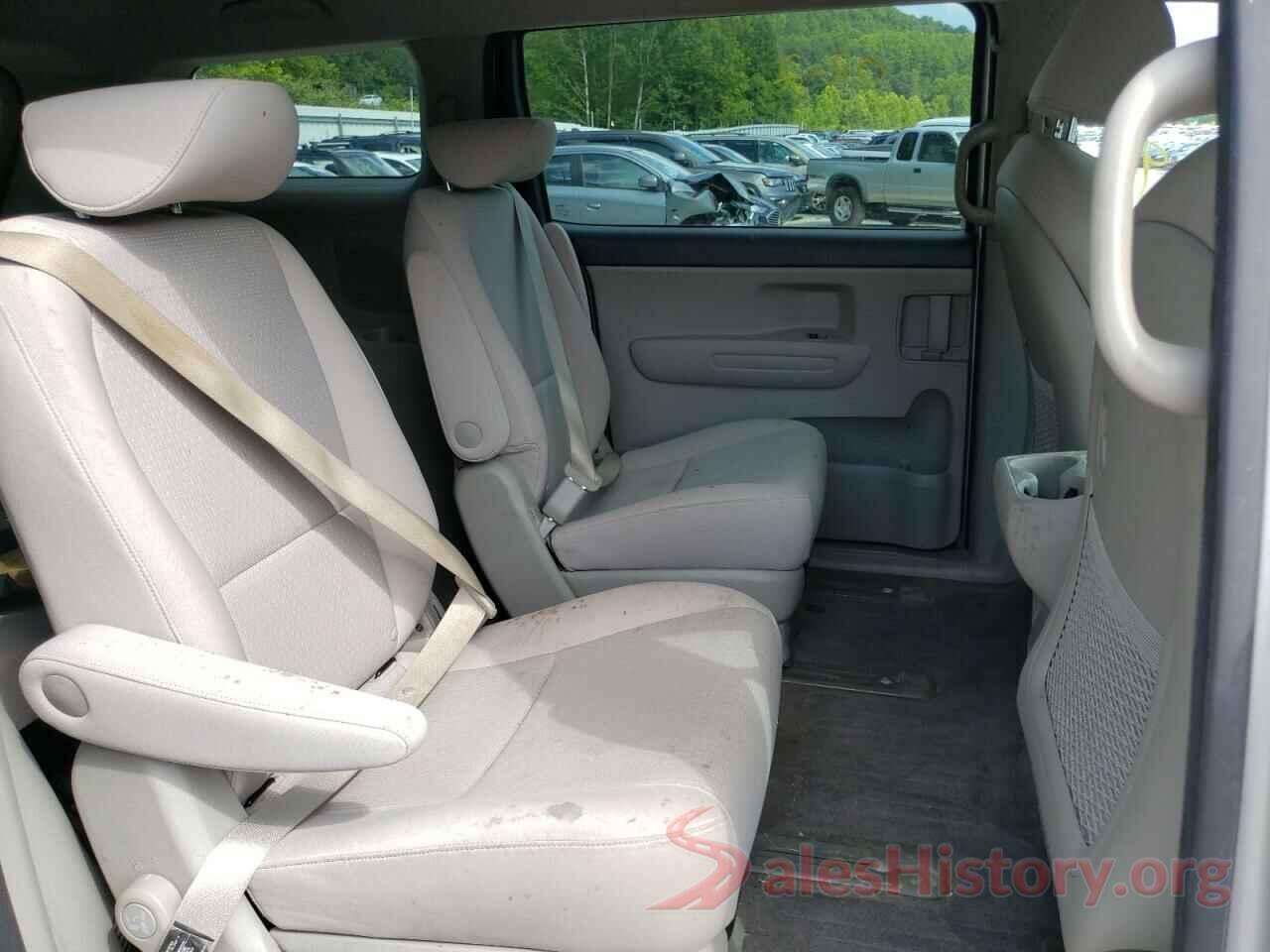 KNDMA5C17H6255835 2017 KIA SEDONA