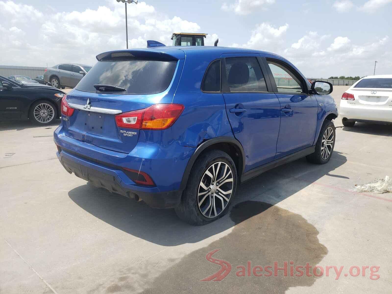 JA4AP3AU8JU022335 2018 MITSUBISHI OUTLANDER