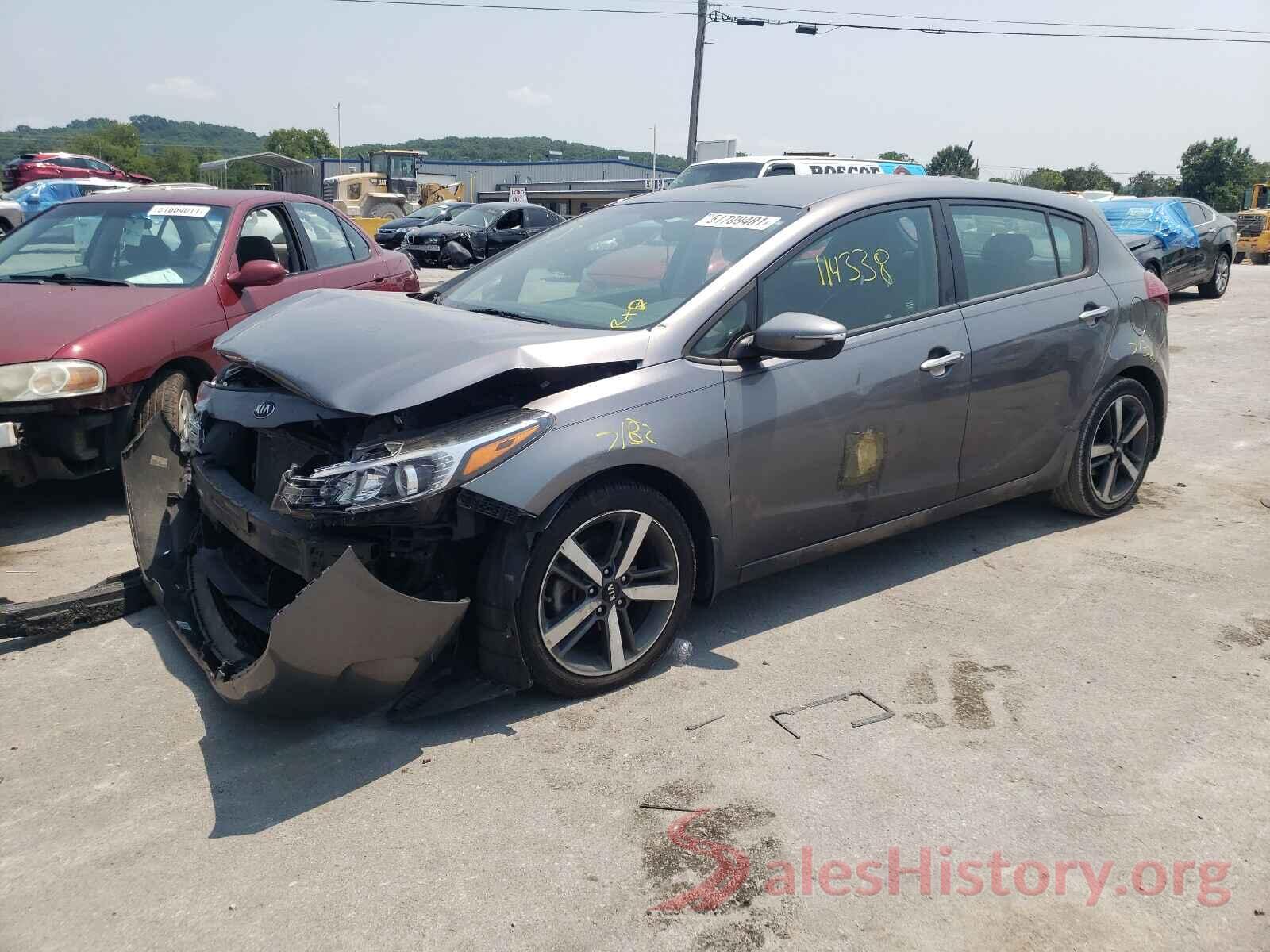 KNAFX5A85H5676933 2017 KIA FORTE