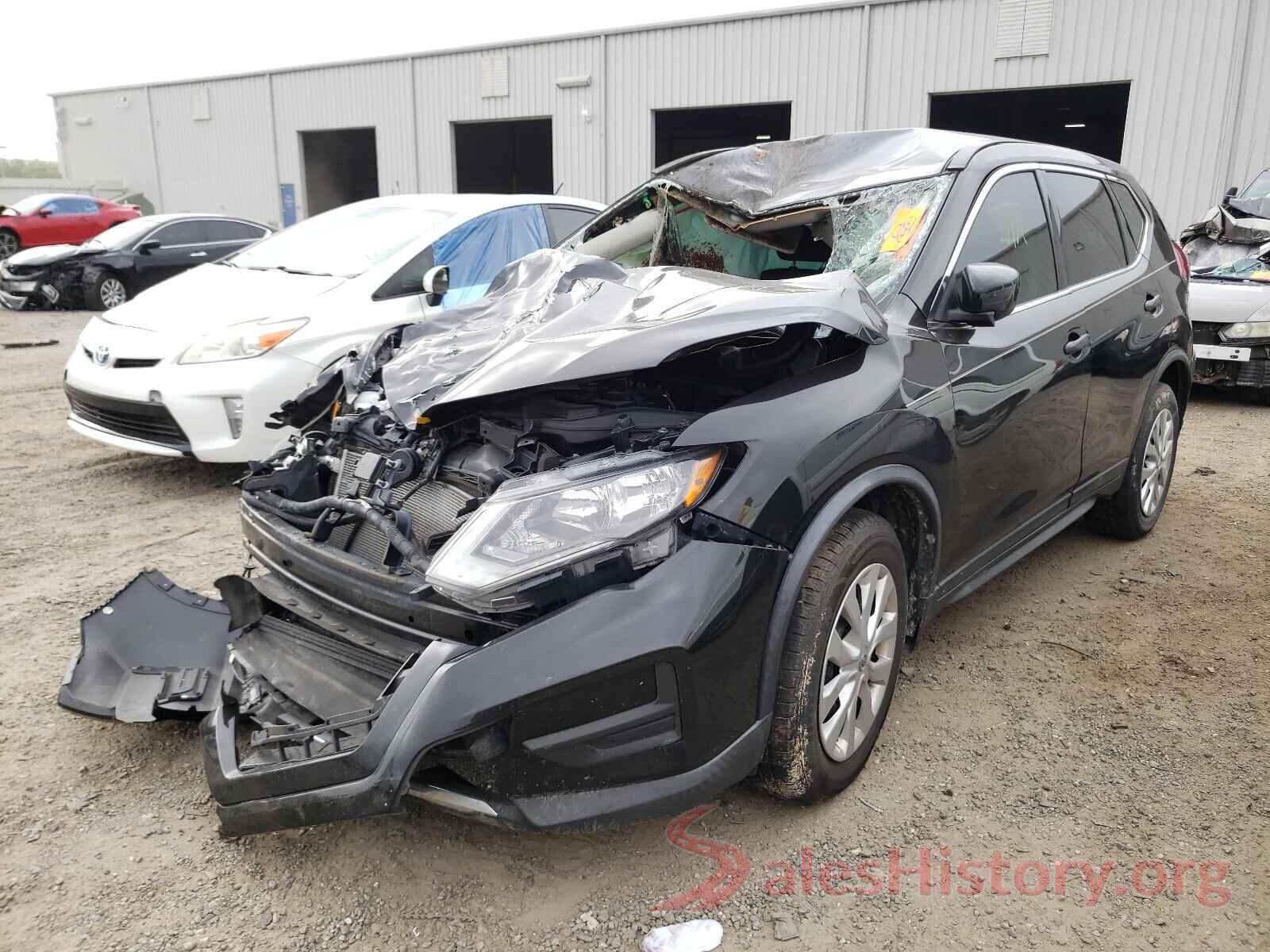 KNMAT2MT9JP556165 2018 NISSAN ROGUE