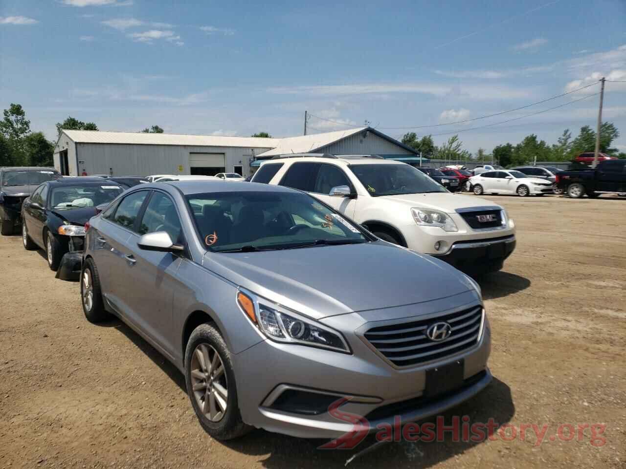 5NPE24AF7HH561675 2017 HYUNDAI SONATA