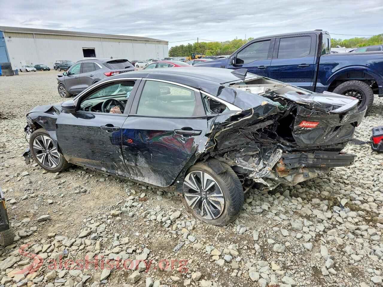 2018 HONDA CIVIC VIN JHMFC1F35JX026917, front view